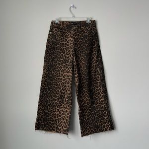 NWOT ZARA | WIDE LEG CHEETAH PRINT JEANS